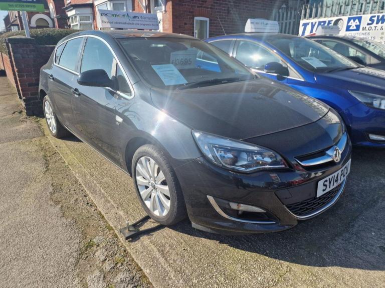 VAUXHALL ASTRA  2014