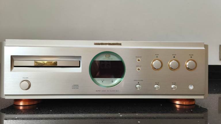 Marantz SA-1 SACD / CD player. Reference Series UK/EU voltage