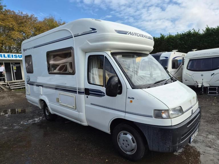 Autotrail Tracker Coachbuilt Motorhome 2002 [3G4]