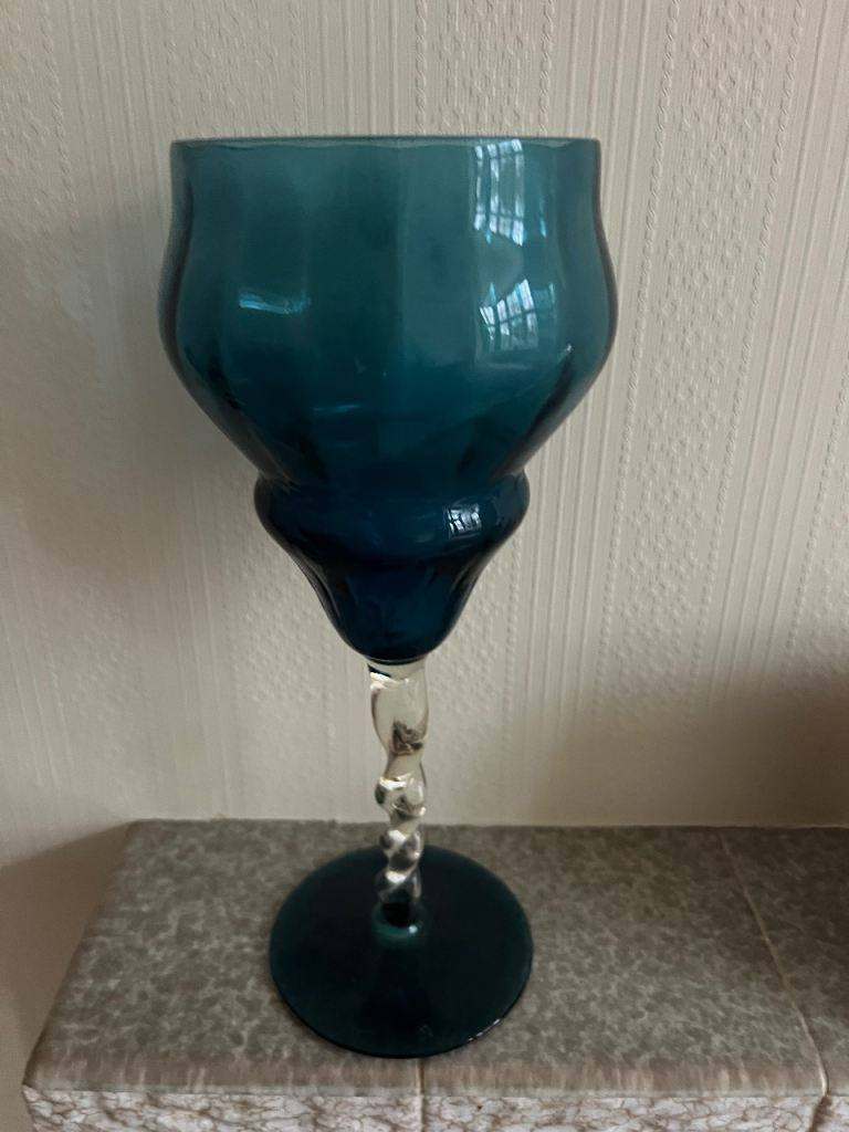 Vintage Italian Empoli art glass vase