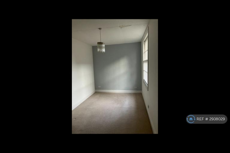 1 bedroom flat in Porch House, Kingsbridge, TQ7 (1 bed) (#2938029)
