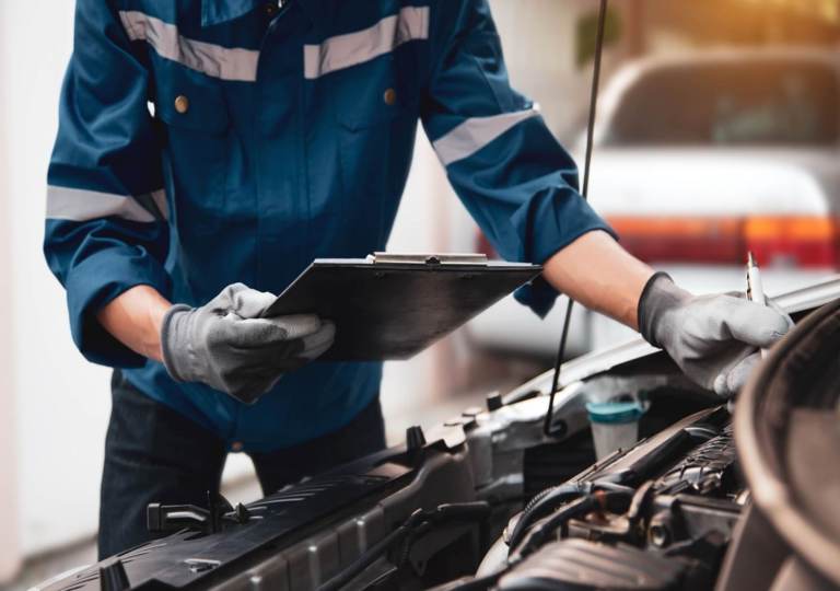 VEHICLE SERVICE & REPAIR GARAGE FOR SALE