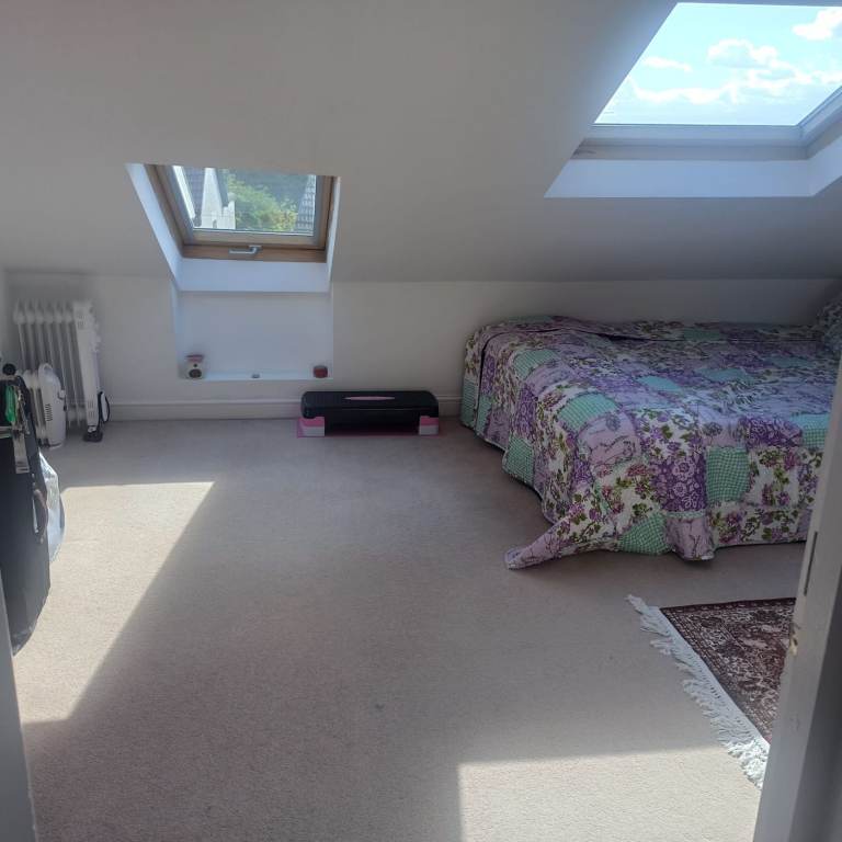 Spacious and Cosy Double Rooms for Rent in - SE25 5DR