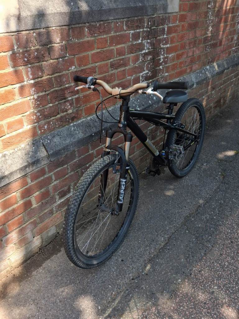 GT Chucker 3.0 Dirt Jumper/Mountain Bike Size Small