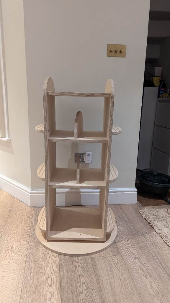 Children's rotating bookshelf 