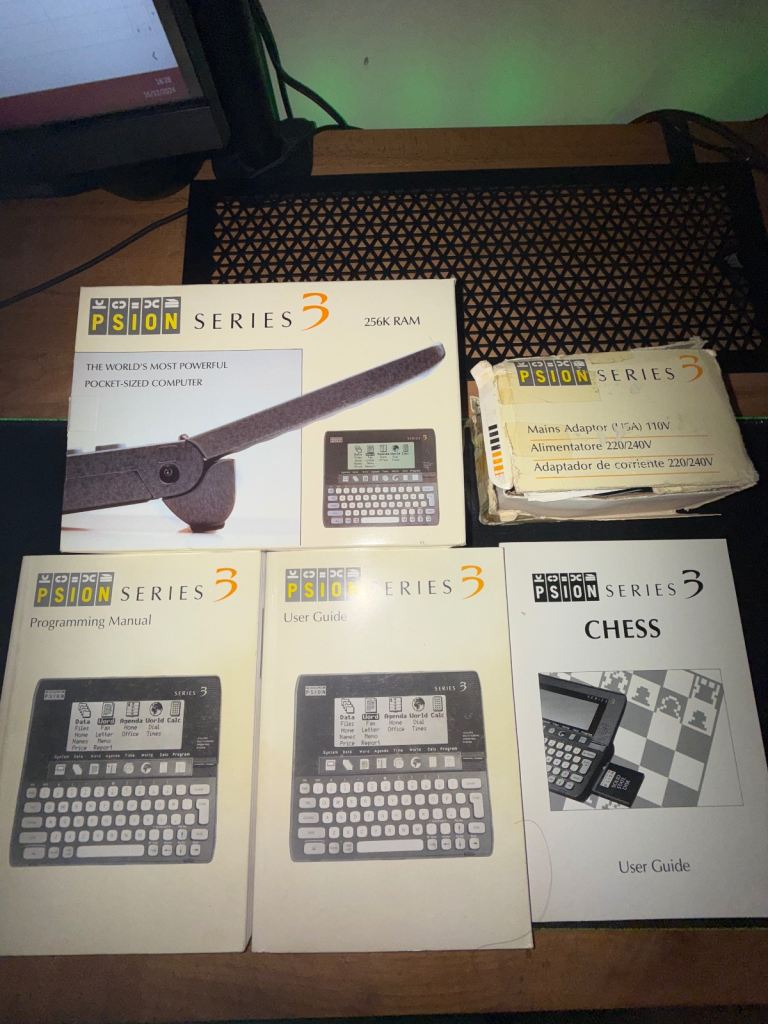 Very Rare PSION Series 3 Worlds smallest Computer 
