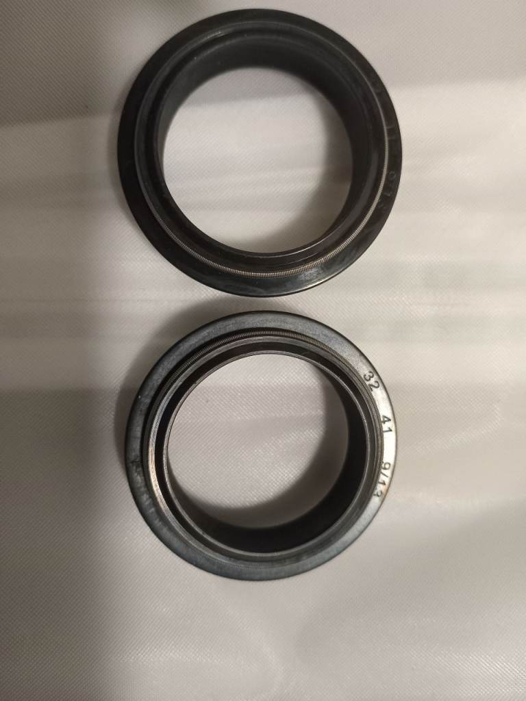 rubber oil seal