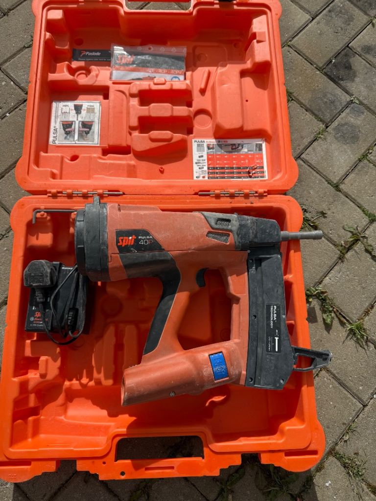 Spit Pulsa 40P Nail Gun