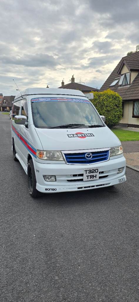 1999 Mazda Bongo Friendee 2.5 litre Automatic Petrol / LPG Pop Top Campervan