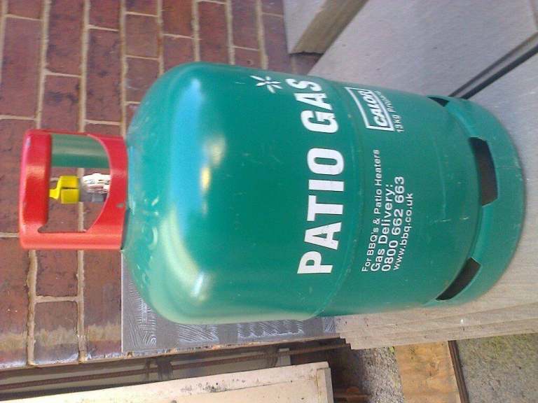 CALOR PATIO 13kg gas bottle, FULL, for your BBQ or patio heater.