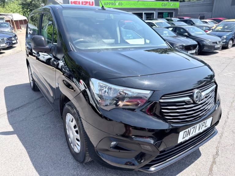 2021 Vauxhall Combo Electric Black 2300 50kWh Sportive electric van, 25,500 miles, Automatic, Air...