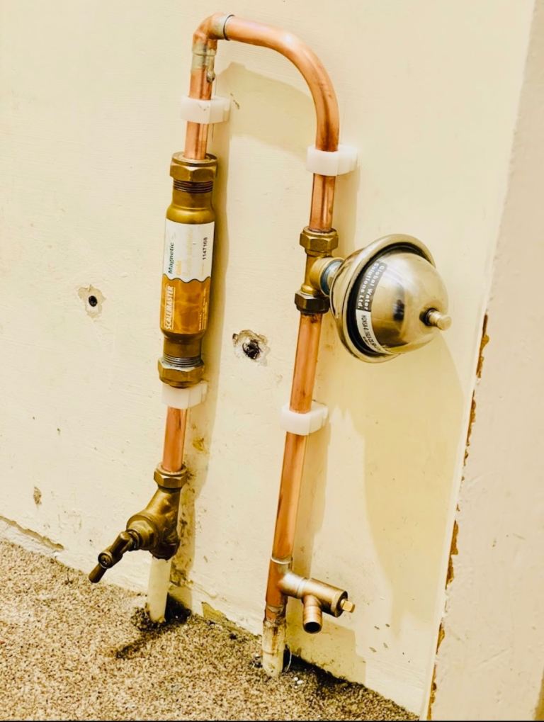 Gas Safe Engineers | Plumbing | Power Flush | Cooker installation |Landlord Certificate 