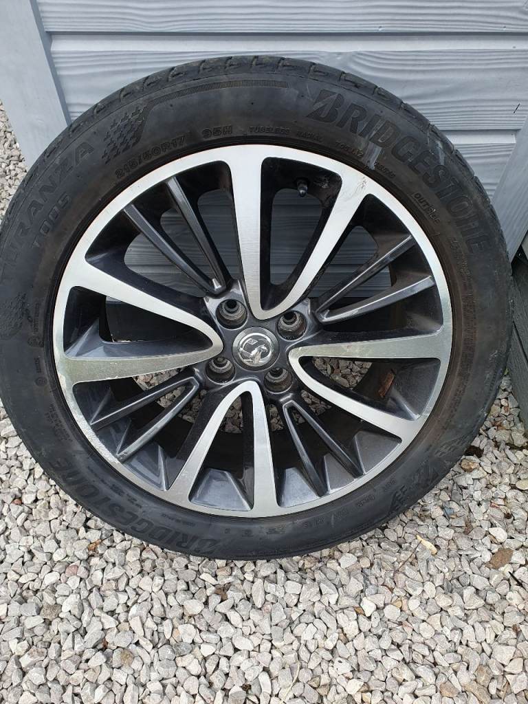 Vauxhall Crossland Alloy Wheel