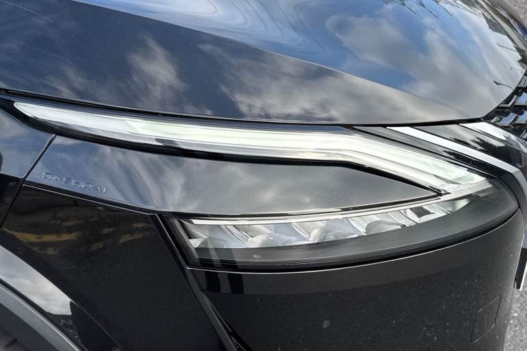 2022 Nissan Qashqai 1.3 DiG-T MH Tekna 5dr Hatchback Petrol Manual