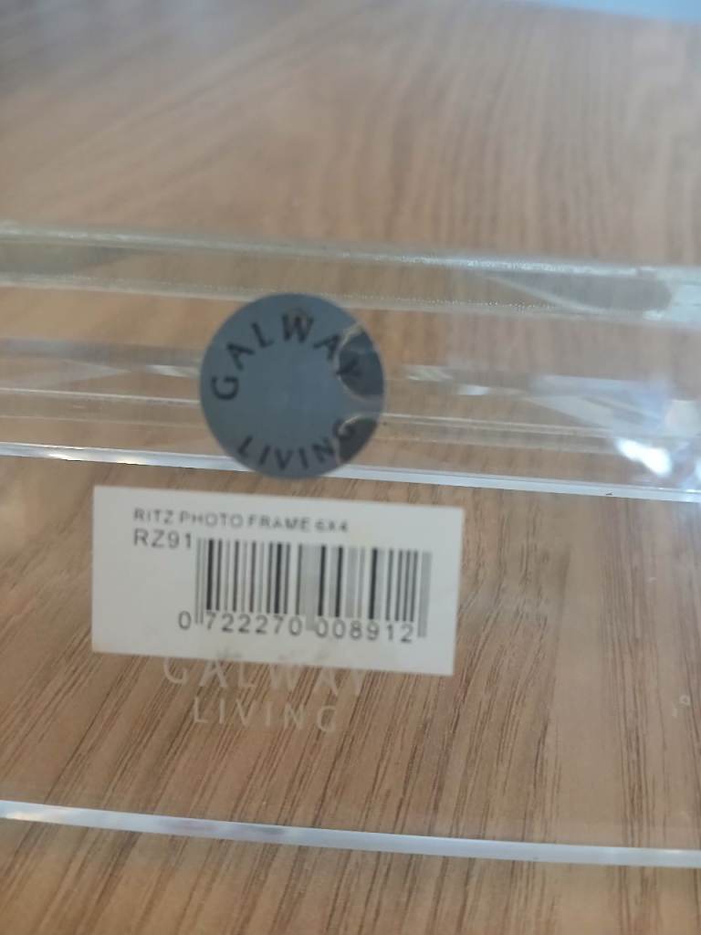Looking for the Galway crystal living Ritz photo frames 