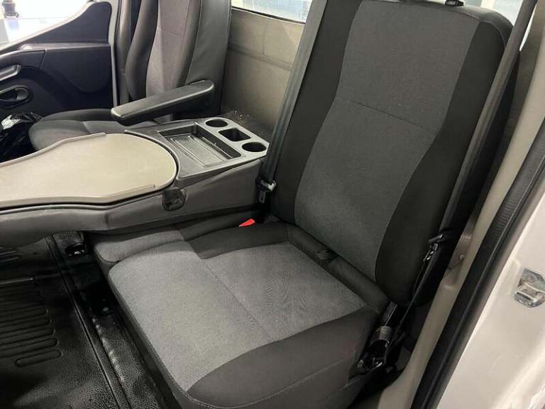  Nissan Interstar Interstar 2.3 dCi 35 Tekna L3 Euro 6 (s/s) 2dr Vehicle Transporter Diesel Manual