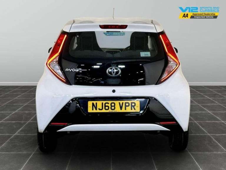 2018 Toyota AYGO 1.0 VVT-i X-Play 5dr HATCHBACK PETROL Manual