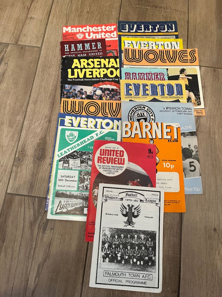 Batch of 15 mixed English football programmes 1970s