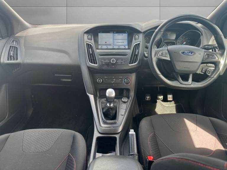 Ford Focus 1.0 EcoBoost 140 ST-Line Navigation 5dr Petrol