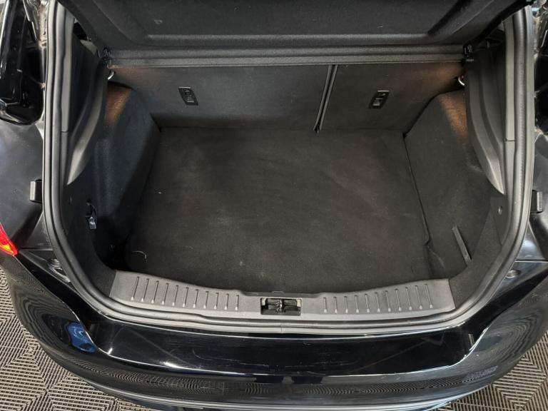 FORD FOCUS 2.0 T EcoBoost ST-2 Black Manual Petrol 2016