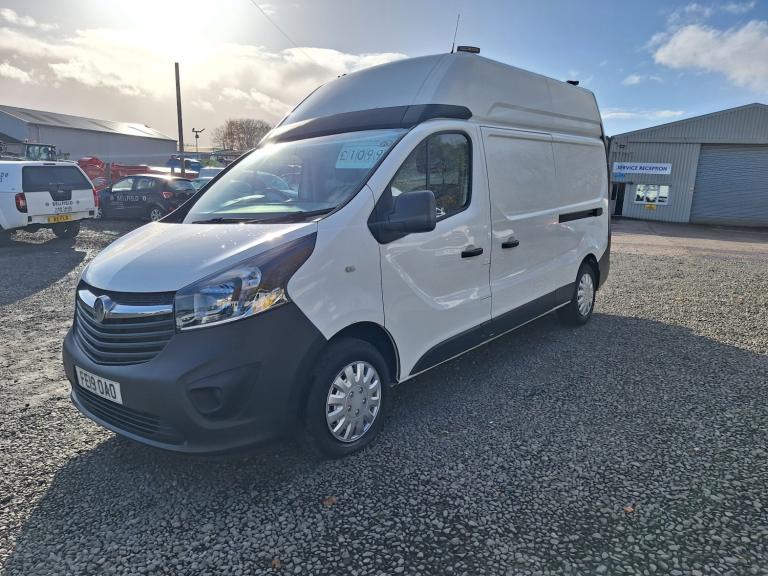 VAUXHALL VIVARO 1.6 CDTi 2900 BiTurbo ecoTEC L2 H2 LWB HIGH TOP ROOF White Manua