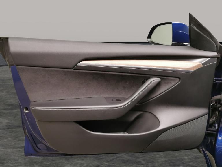 2021 Tesla Model 3 (Dual Motor) Long Range Saloon 4dr Electric Auto 4WDE (346 ps) - PARK ASSIS Sa...