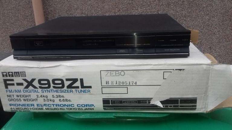 Pioneer F-X99ZL am/fm digital synthesizer tuner