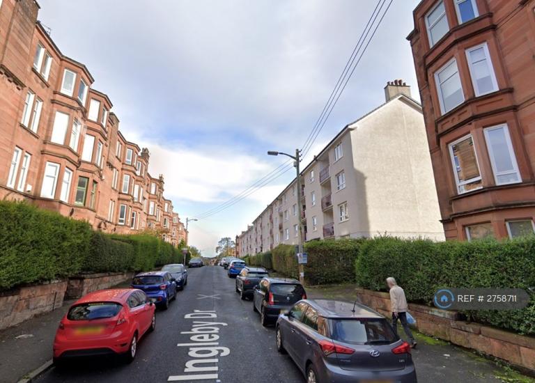 2 bedroom flat in Ingleby Drive, Glasgow, G31 (2 bed) (#2758711)