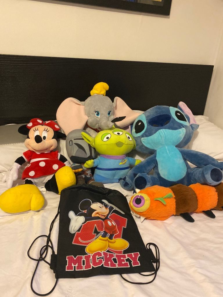 disney teddy bundle - Dumbo, minnie, stitch , mandalorion, alien and snake thing 