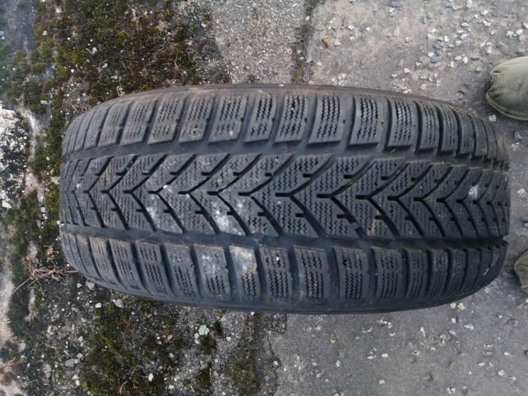 Vredestein tyre 