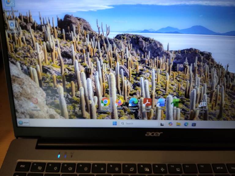 Acer Aspire Lite 15 Laptop – Good Condition, Full HD