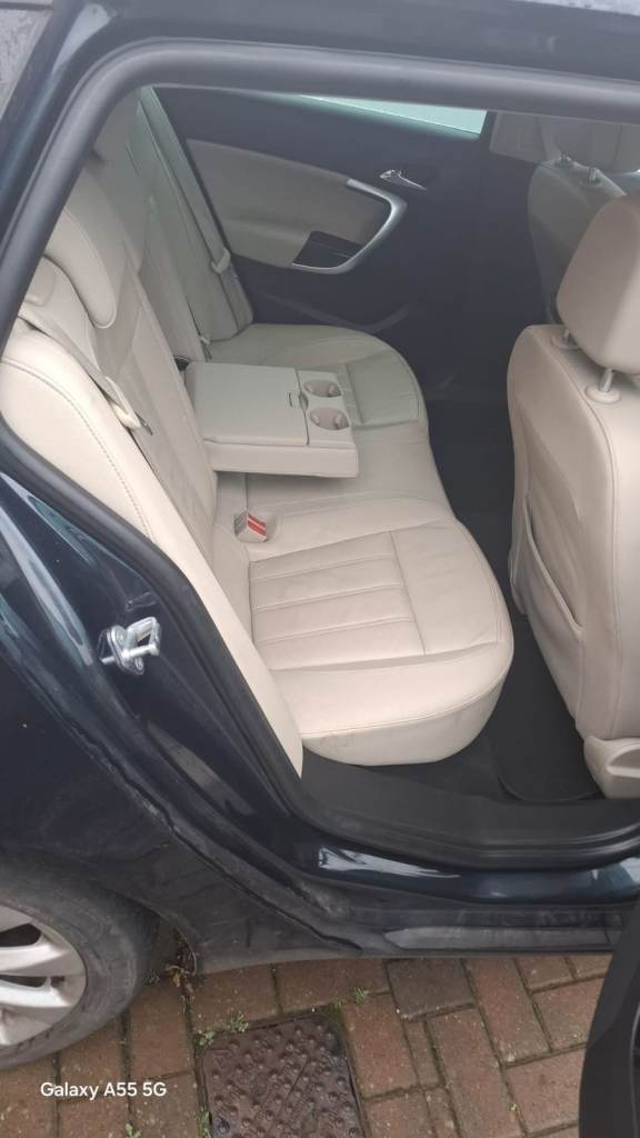 Vauxhall, INSIGNIA, Estate, 2016, Manual, 1598 (cc), 5 doors Leather Heated Seats, full