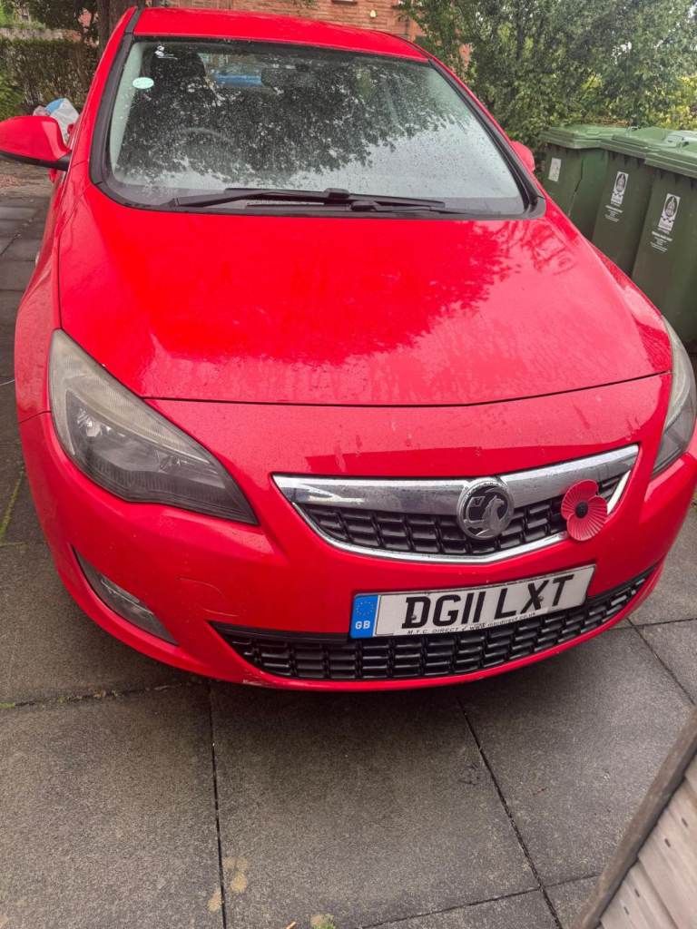 Vauxhall, ASTRA, Hatchback, 2011, Manual, 5 doors. Cheap Car Run Around First Car Deliveries