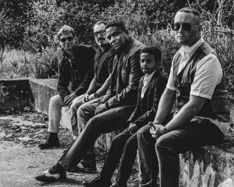 VERSATILE DRUMMER WANTED 4 BAND ROCK POP REGGAE SOUL BLUES COVERS & ORIGINALS 