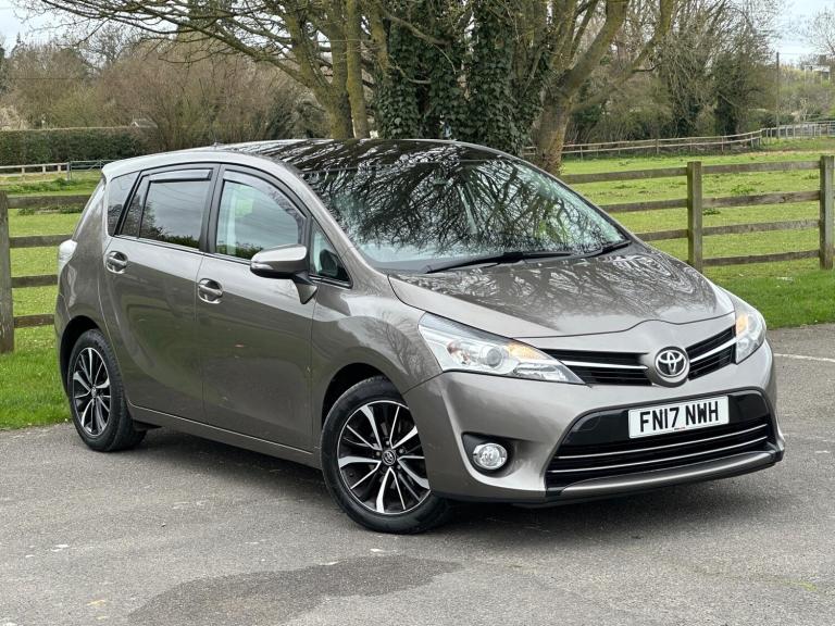 2017 Toyota Verso 1.8 V-Matic Design Multidrive S Euro 6 5dr (7 Seat) MPV Petrol Automatic