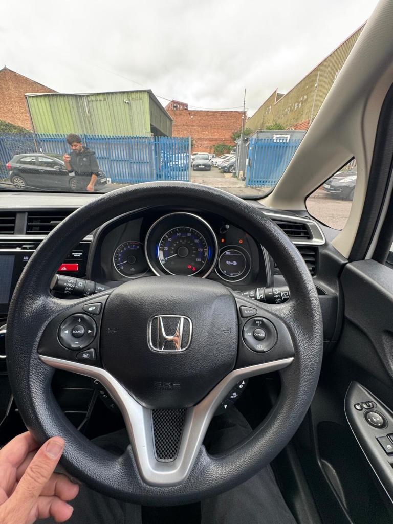 2016 Honda Jazz 1.3 SE 5dr HATCHBACK Petrol Manual