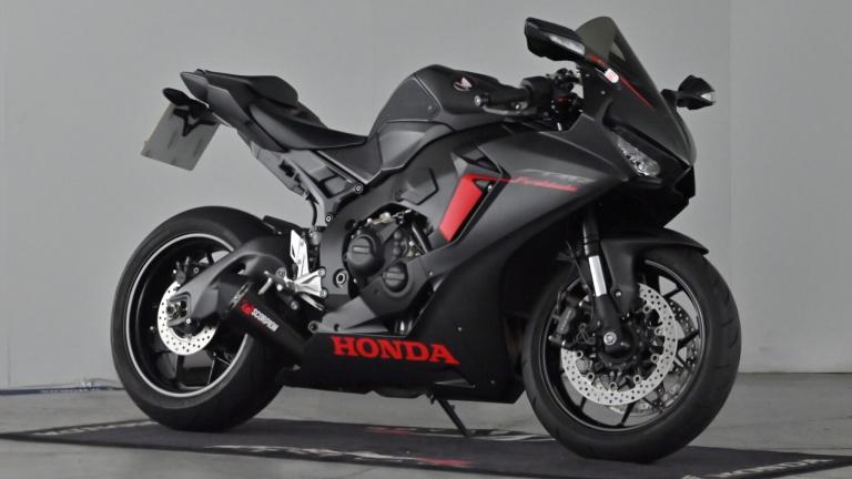 2018 Honda CBR CBR1000RAHED (17MY) Super Sports PETROL Manual