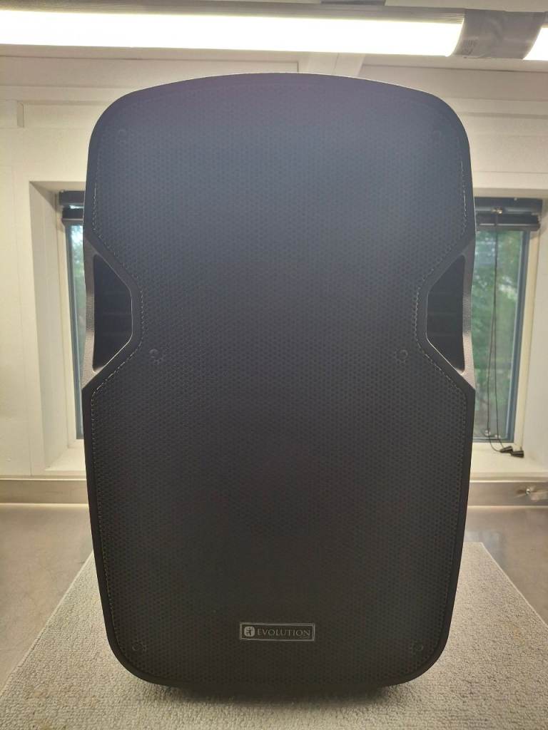 Montarbo RZ12A V3 Full Range Active Speaker – Good Condition