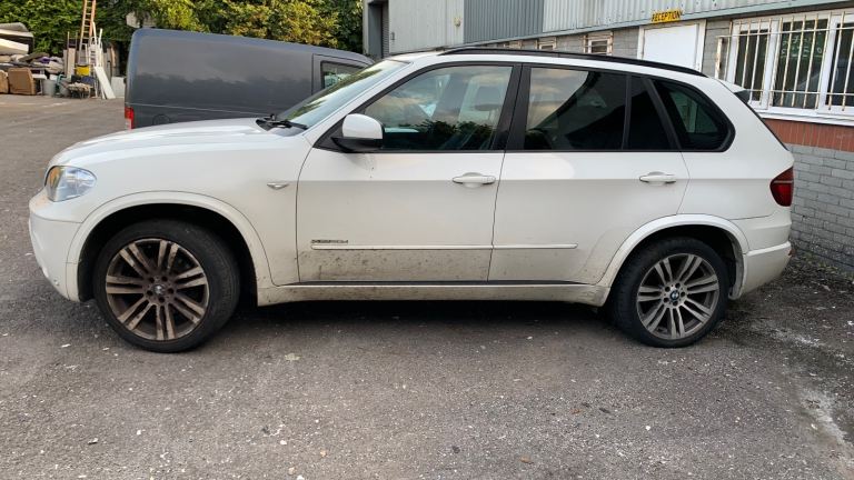 BREAKING 12" BMW X5 E70 M Sport most parts still here