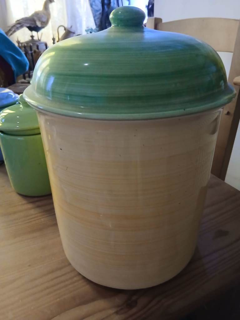 New Bread or Biscuit Container 