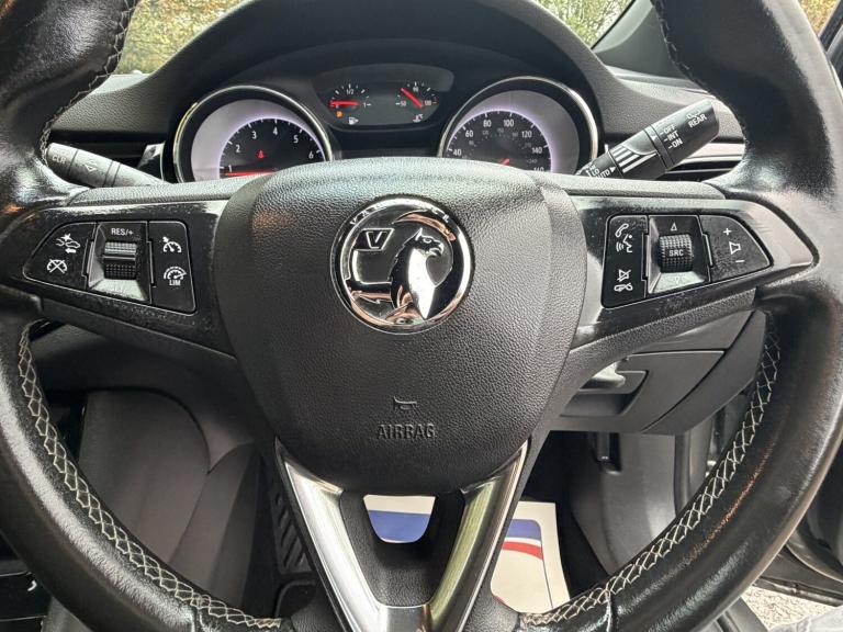 VAUXHALL ASTRA 1.4 i Turbo SRi 2017