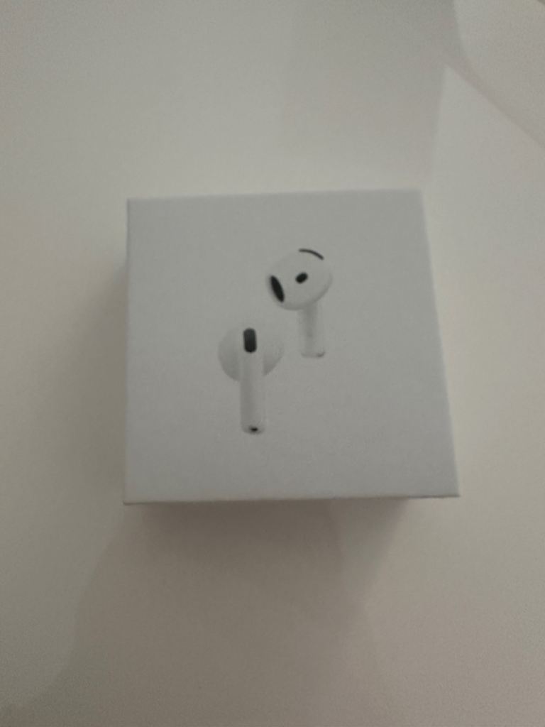 Apple AirPods 4 with Active Noise Cancellation – As Good As New