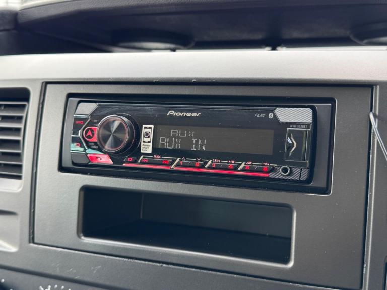 2009 Ford Transit Low Roof 8 Seater Limited TDCi 140ps MPV DIESEL Manual