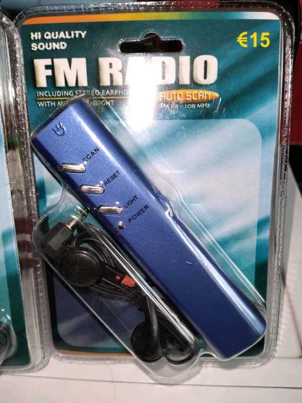 FM pocket radio 