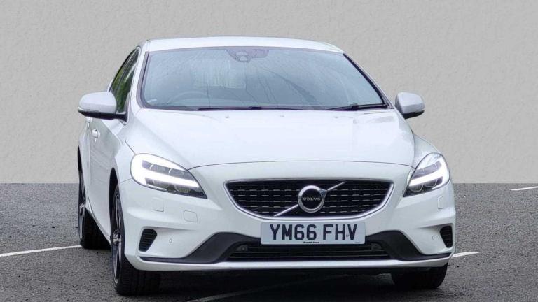 2017 Volvo V40 T3 [152] R DESIGN Nav Plus 5dr Geartronic Hatchback Petrol Automatic