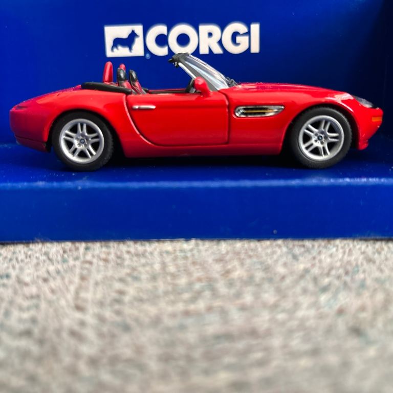 Corgi BMW Z8