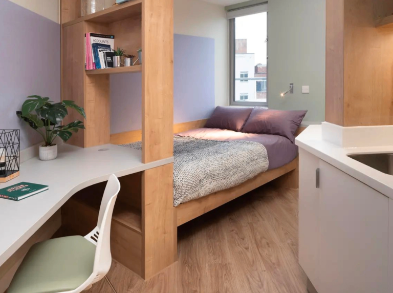 Premium Student Studio at The Curve London