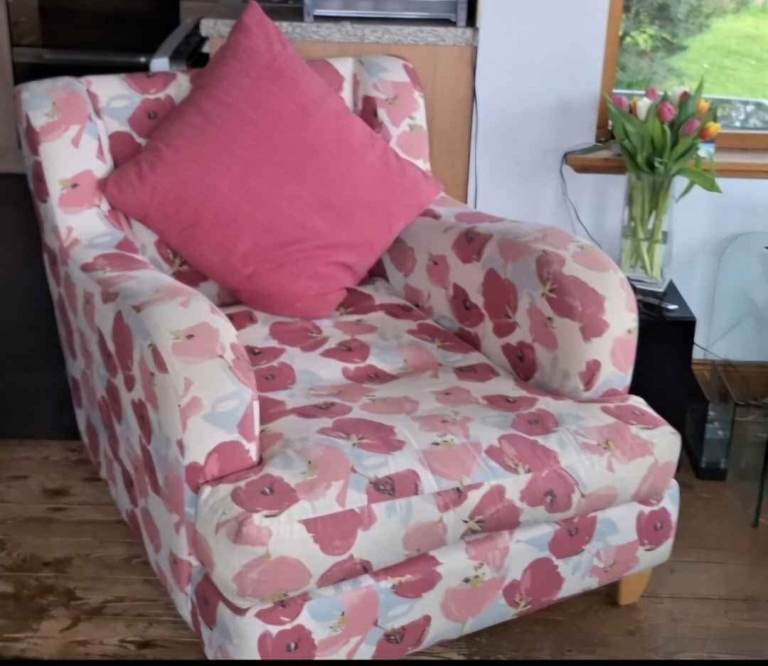 image for Chaise Chair