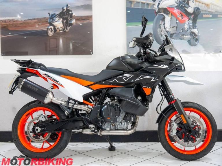 2023 (73) KTM 890 SMT