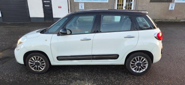 Fiat, 500L, 1year MOT, 2013, Manual, £20 Road Tax , 5 doors